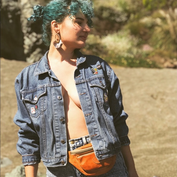 Meet Lydia Claire of Clairevoyance Threads - Picture 10 of 17